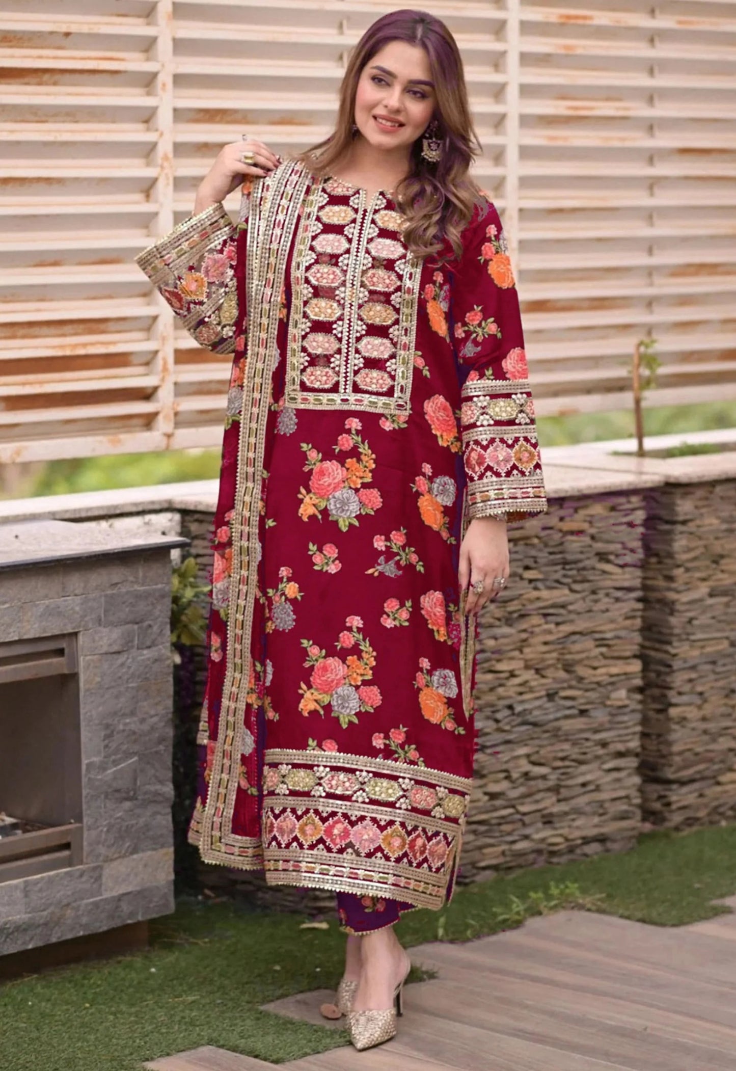 Floral Embroidered Shalwar Kameez Pakistan  3 Pcs suit –  Viral Kareena Kapoor Dress