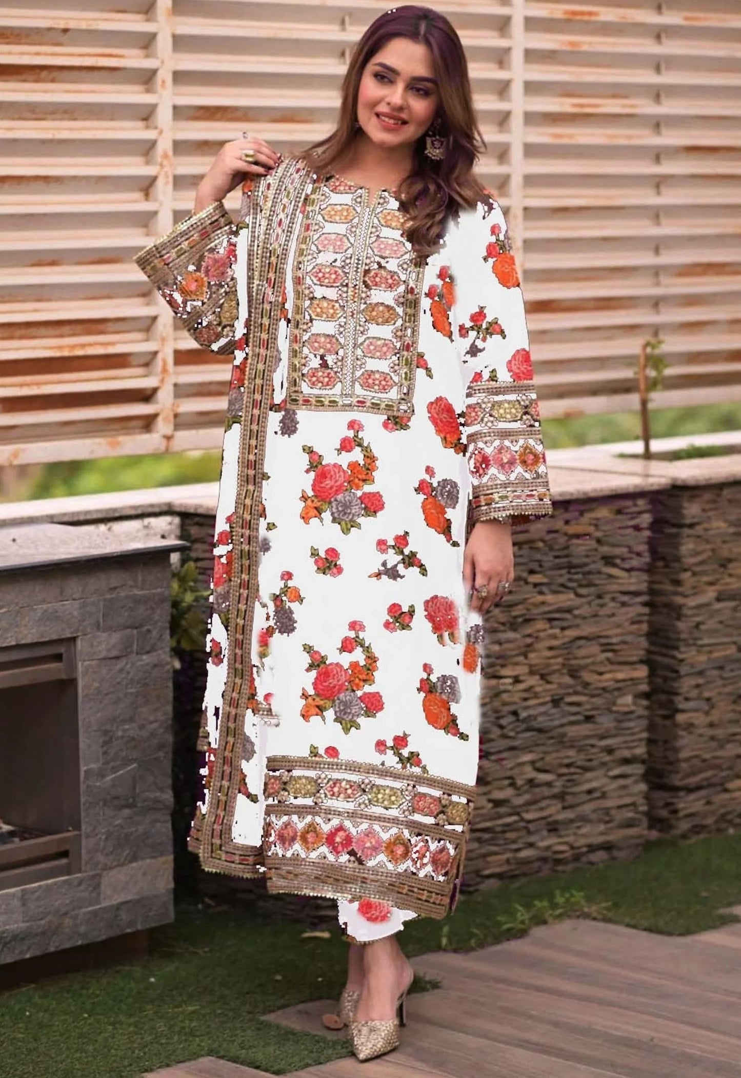 Floral Embroidered Shalwar Kameez Pakistan  3 Pcs suit –  Viral Kareena Kapoor Dress
